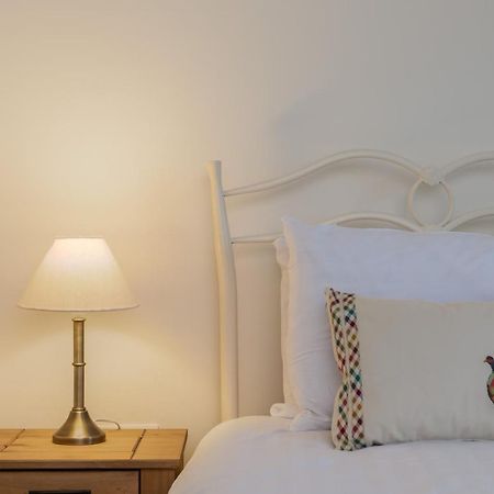 The Grainary Cottages 스카버러 외부 사진