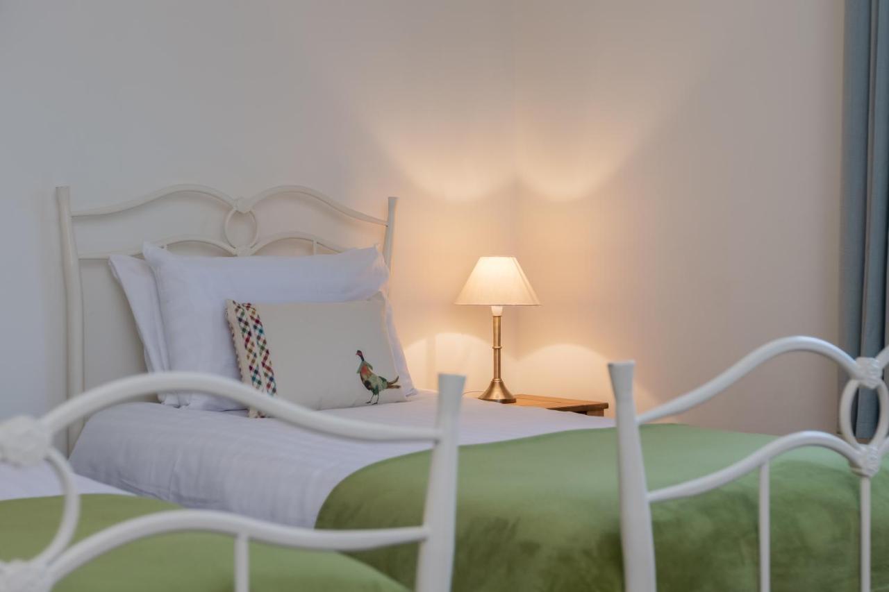 The Grainary Cottages 스카버러 외부 사진